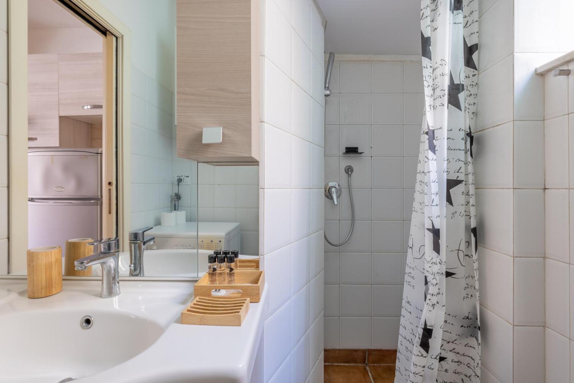 Smart Lodging Urban Рим Экстерьер фото